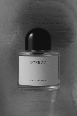 imagen para el proyecto de IMPROMPTU studio para BYREDO You are an SEO and content expert. I will provide you with the title of an image from my creative studio. Based on that, generate optimized content for the following WordPress image fields in English: 1. **Alternative Text**: Concise and descriptive, explaining what the image shows. Include keywords such as 
